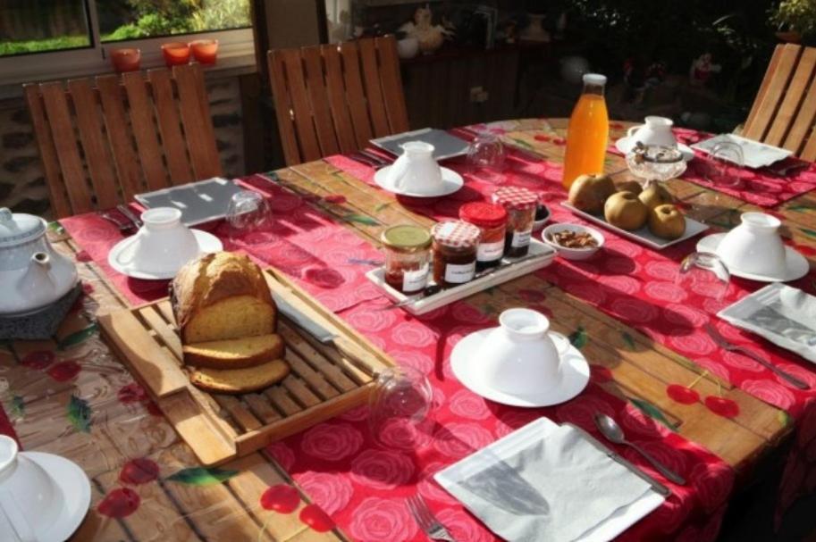 La Guyonnais Bed & Breakfast Quevert Ngoại thất bức ảnh